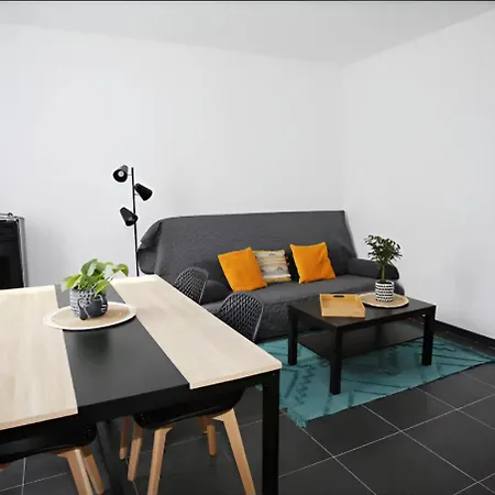 Maison Avec Jardin Et Parking Privatif *